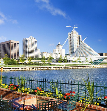 Milwaukee Dil Eğitimi