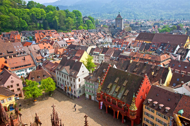 Freiburg Dil Eğitimi